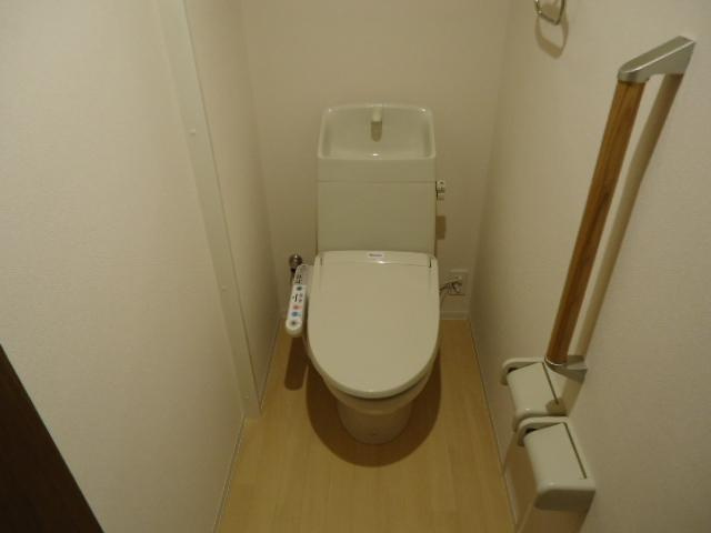 シャワー付トイレ