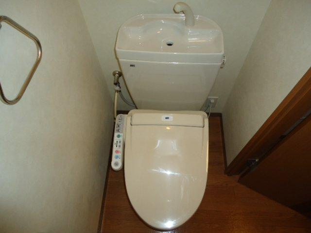 シャワー付トイレ