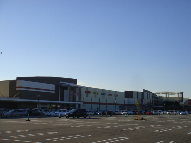 イオン上里ショッピングセンターまで1,219ｍ