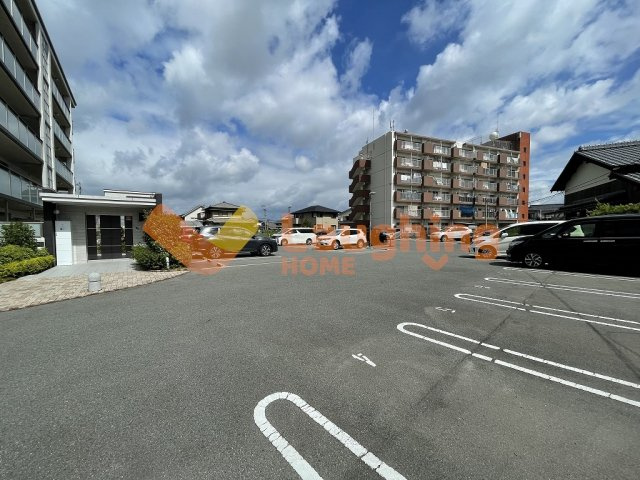 ポルタフォルトゥーナの駐車場|駐車場です