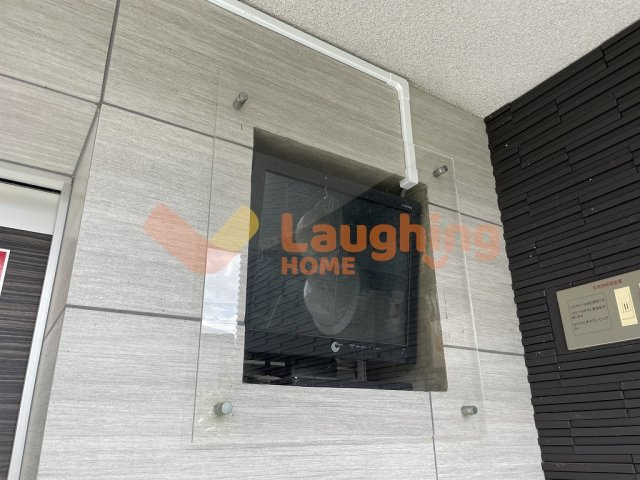 ポルタフォルトゥーナのエントランス|建物の内部です