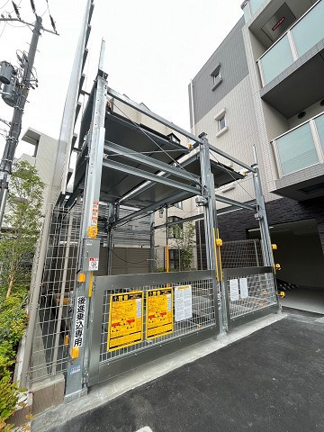 スプランディッド甲子園の外観