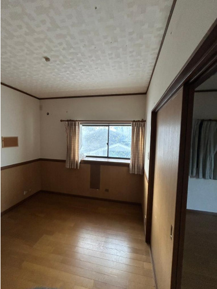 上京区突抜町　中古戸建の洋室