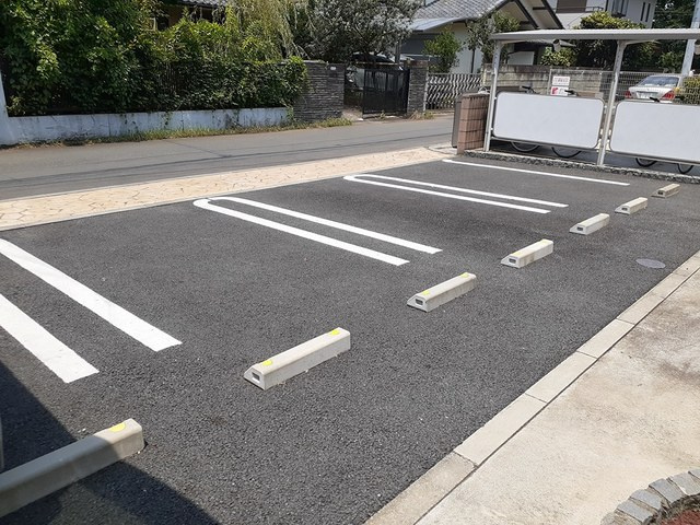 Sun　Cielの駐車場