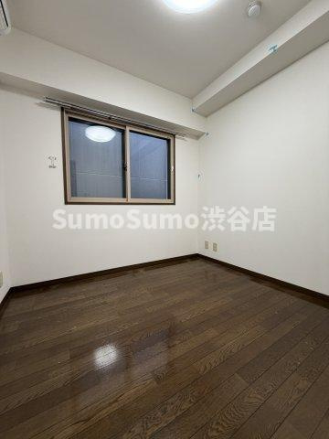 カルチェ恵比寿の洋室