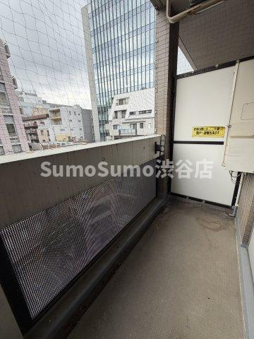 カルチェ恵比寿のバルコニー