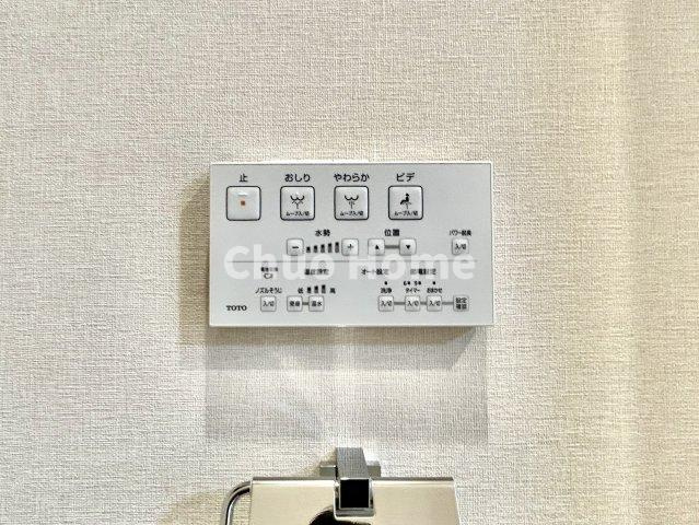 カーサ浅草桜橋の内装|【ウォシュレット】清潔に使いたいお手洗いには最適な設備です。もちろんウォームレットも標準装備です。