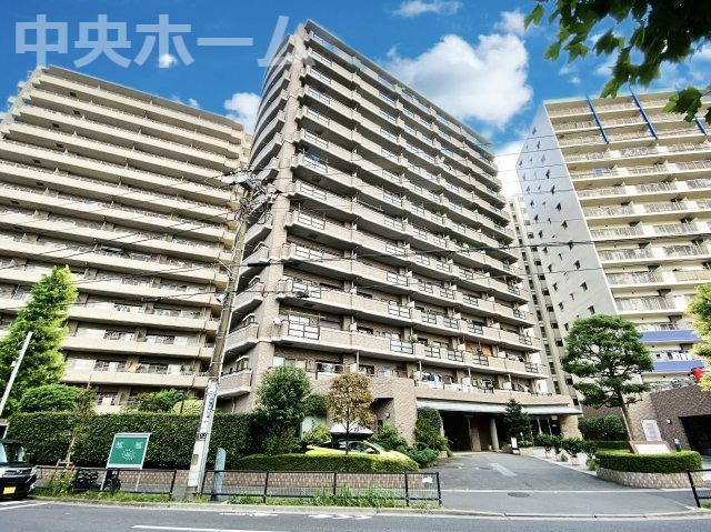 カーサ浅草桜橋の外観|外観。隅田川やスカイーツリーを一望できる圧巻の眺望。