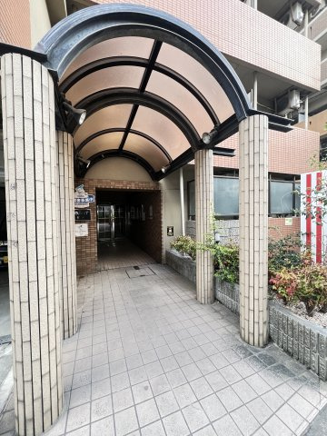 VIVANT青木のエントランス