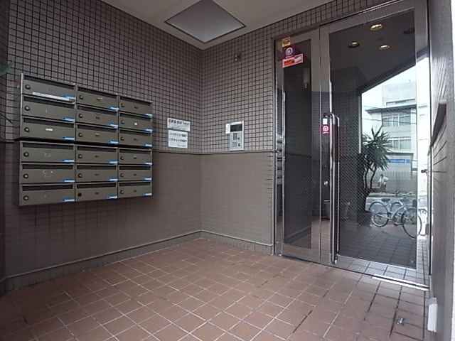 ＦＩＥＬＤマンションのエントランス