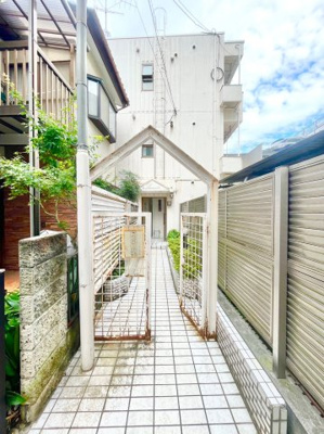 【エントランス】 | ラ・ヴニール大山