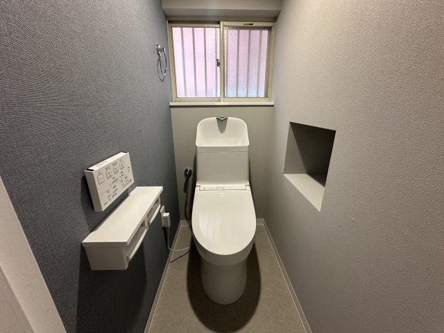 神戸市西区長畑町戸建のトイレ