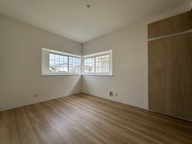 神戸市西区長畑町戸建の洋室