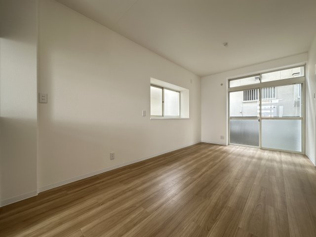 神戸市西区長畑町戸建の居間・リビング