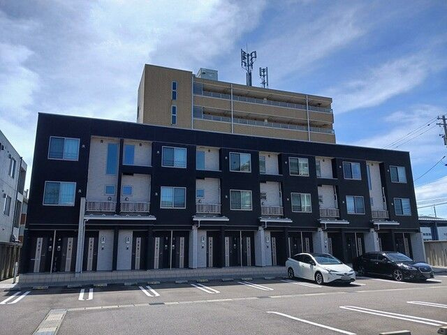 フランセス高柳　Ⅱの外観