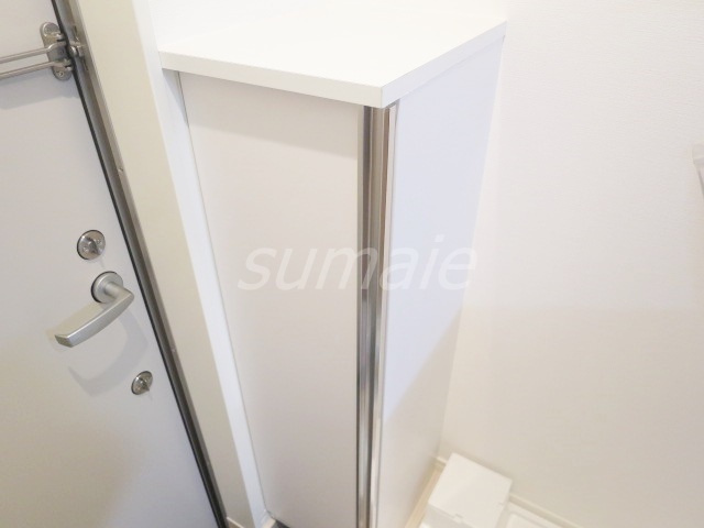 Glanz赤羽WESTの収納|こちらが下駄箱です☆