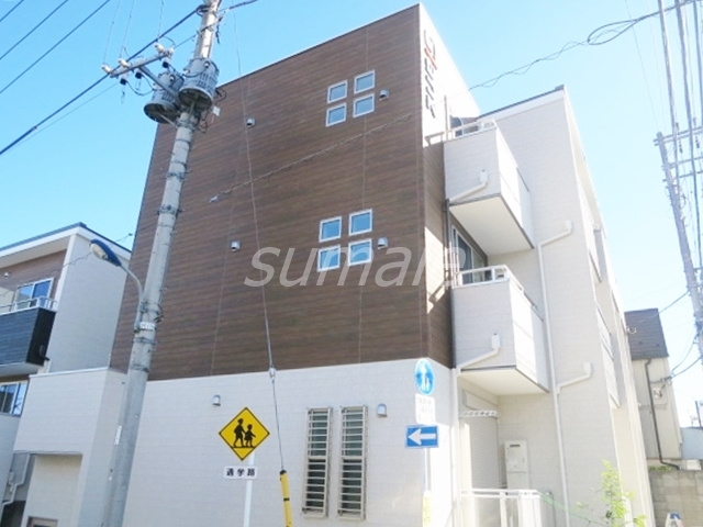 Glanz赤羽WESTの外観|木造、3階建です☆