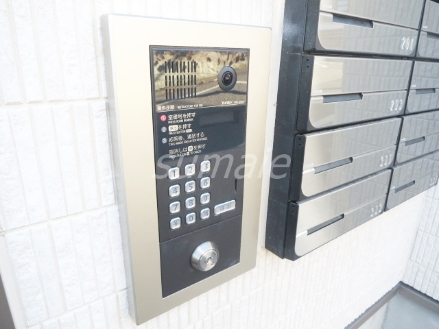 Glanz赤羽WESTのセキュリティ|モニタ付オートロックです☆