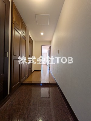 【玄関】 | メゾン・ラ・フォンテーヌ