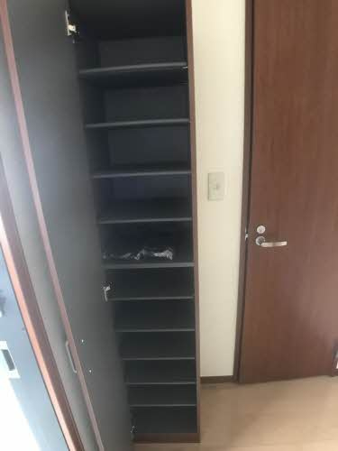 シャーメゾン安倍館Dの玄関