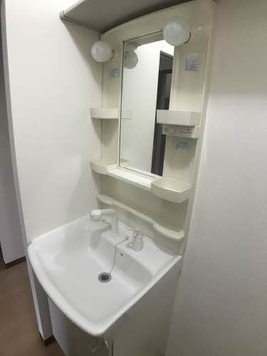 シャーメゾン安倍館Dの独立洗面台