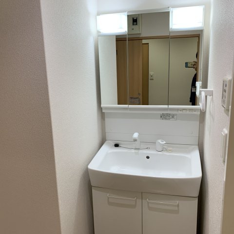 フォレスタ高砂の洗面所