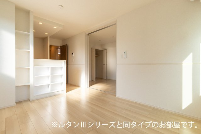 ＣＲＥＣＩＲの居間・リビング