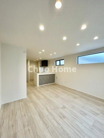 荒川区西尾久2丁目新築分譲住宅のキッチン|ダイニングキッチン