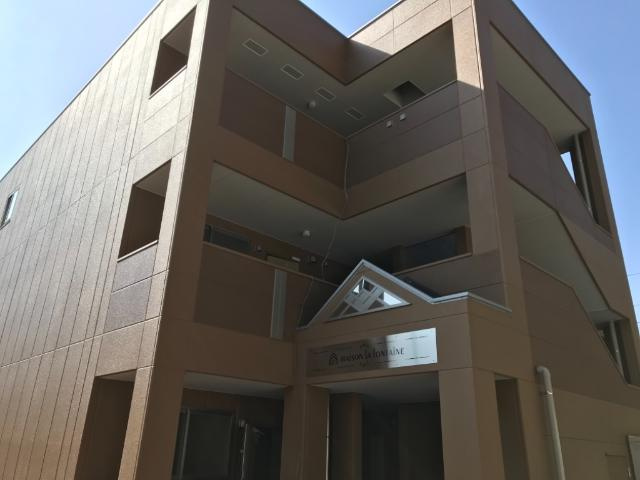 ｍａｉｓｏｎ　ｌａ　ｆｏｎｔａｉｎｅの外観|外観写真（昼）