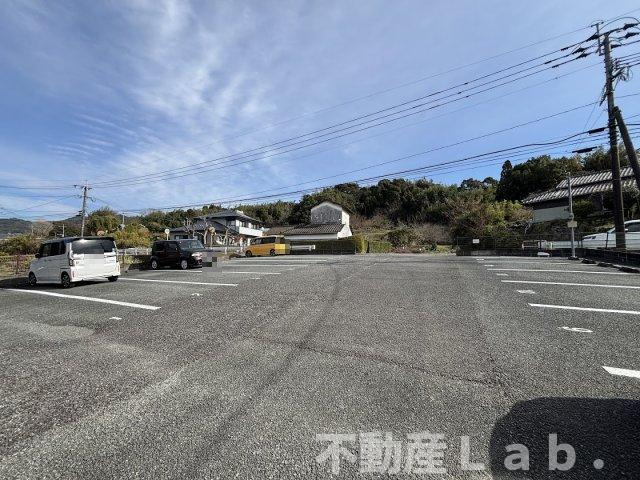 ファレノプシスの駐車場