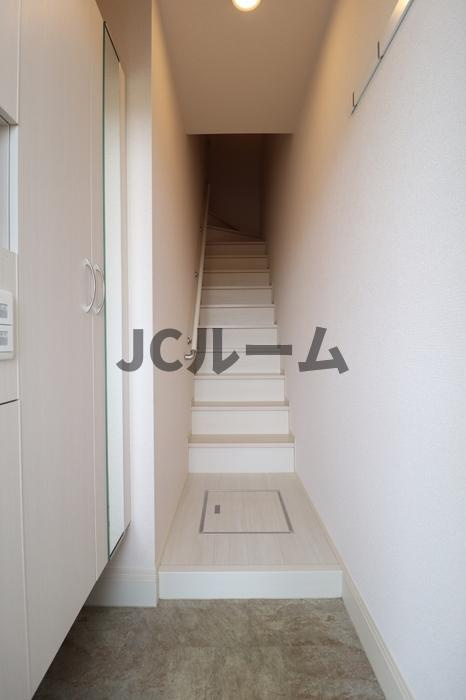 レガーロ潟町の玄関