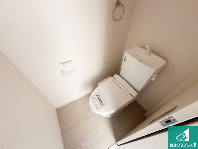 加古郡稲美町中村　第1期　新築一戸建てのトイレ|1・2階の2ヶ所にあるので、朝の忙しい時間の順番待ちもなく、深夜の利用にも大変便利です。