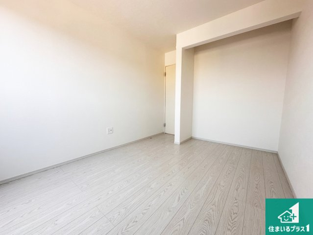 加古郡稲美町中村　第1期　新築一戸建ての洋室|シンプルな洋室は、自分好みのインテリアが楽しめます♪ご家族とインテリアや家具を選びに行くのは新築購入時の醍醐味の一つです。ぜひお楽しみください♪