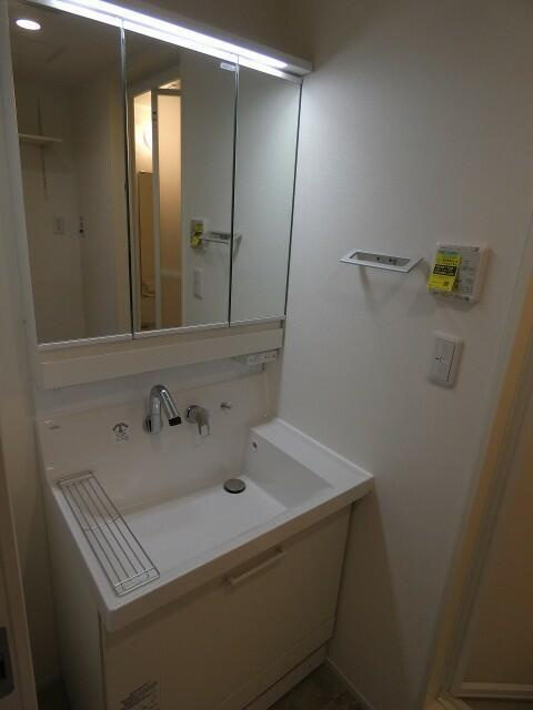 コンチェルト上祖師谷の独立洗面台|洗面台です