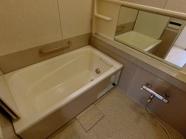 コンセール大森山王壱番館の浴室