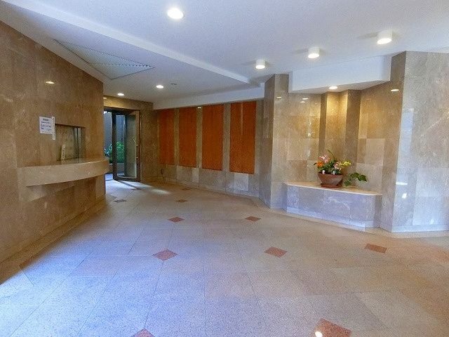 コンセール大森山王壱番館のロビー