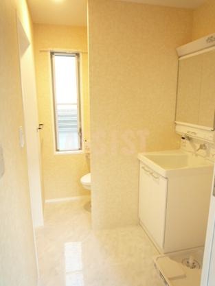 ガーデンカーサ自由が丘の洗面所