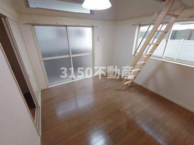 アルカディア北一色の居間・リビング