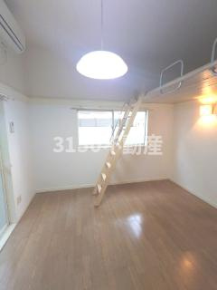 アルカディア北一色の居間・リビング