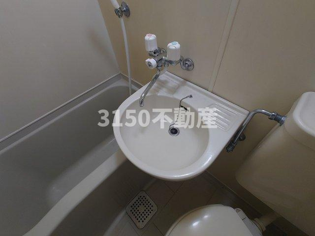 アルカディア北一色の洗面所