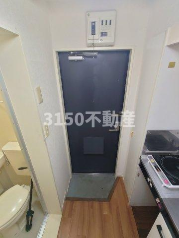 アルカディア北一色の玄関