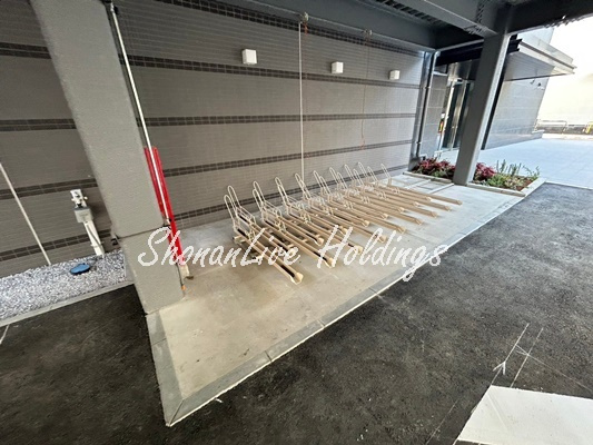 ラフィシア関内のその他共用部分|屋根付き駐輪場♪