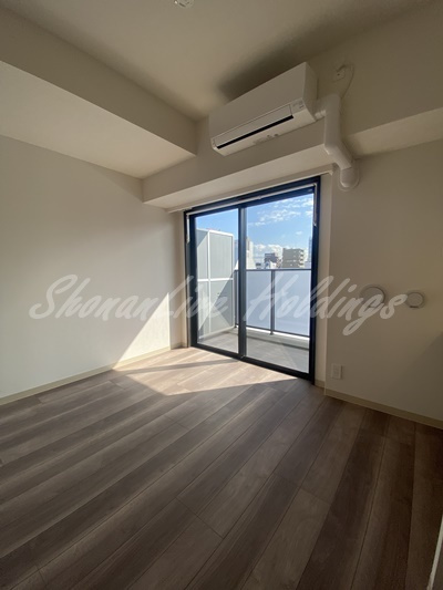 ラフィシア関内の寝室|日当たり良好の洋室♪