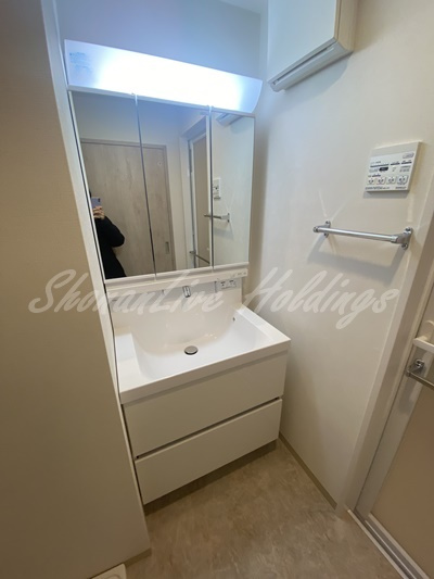 ラフィシア関内の独立洗面台|人気の独立洗面♪