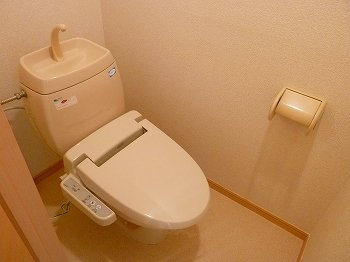 【トイレ】 | メゾンシャングリラ | ゆったりとした空間のトイレです