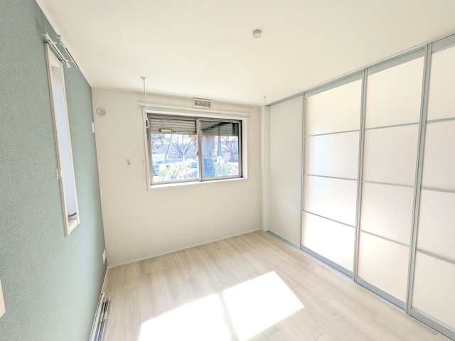 ヴァローレVの洋室