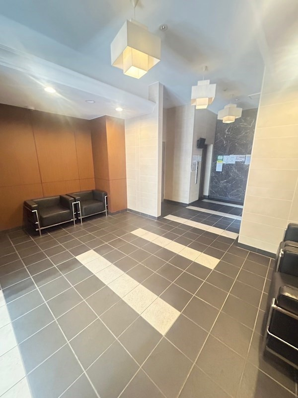 アーバンフラッツ王子公園のロビー