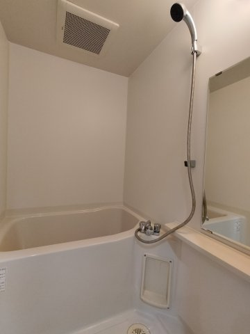 アーバンフラッツ王子公園の浴室