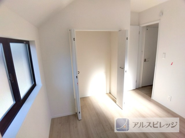 新築/新座市大和田5丁目　の洋室|明るい洋室です