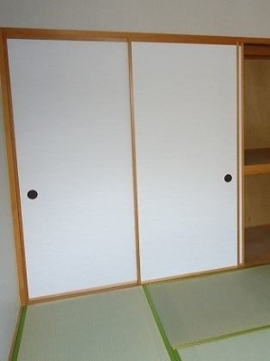 【内装】 | ウイングコート | 内装も気になるポイント